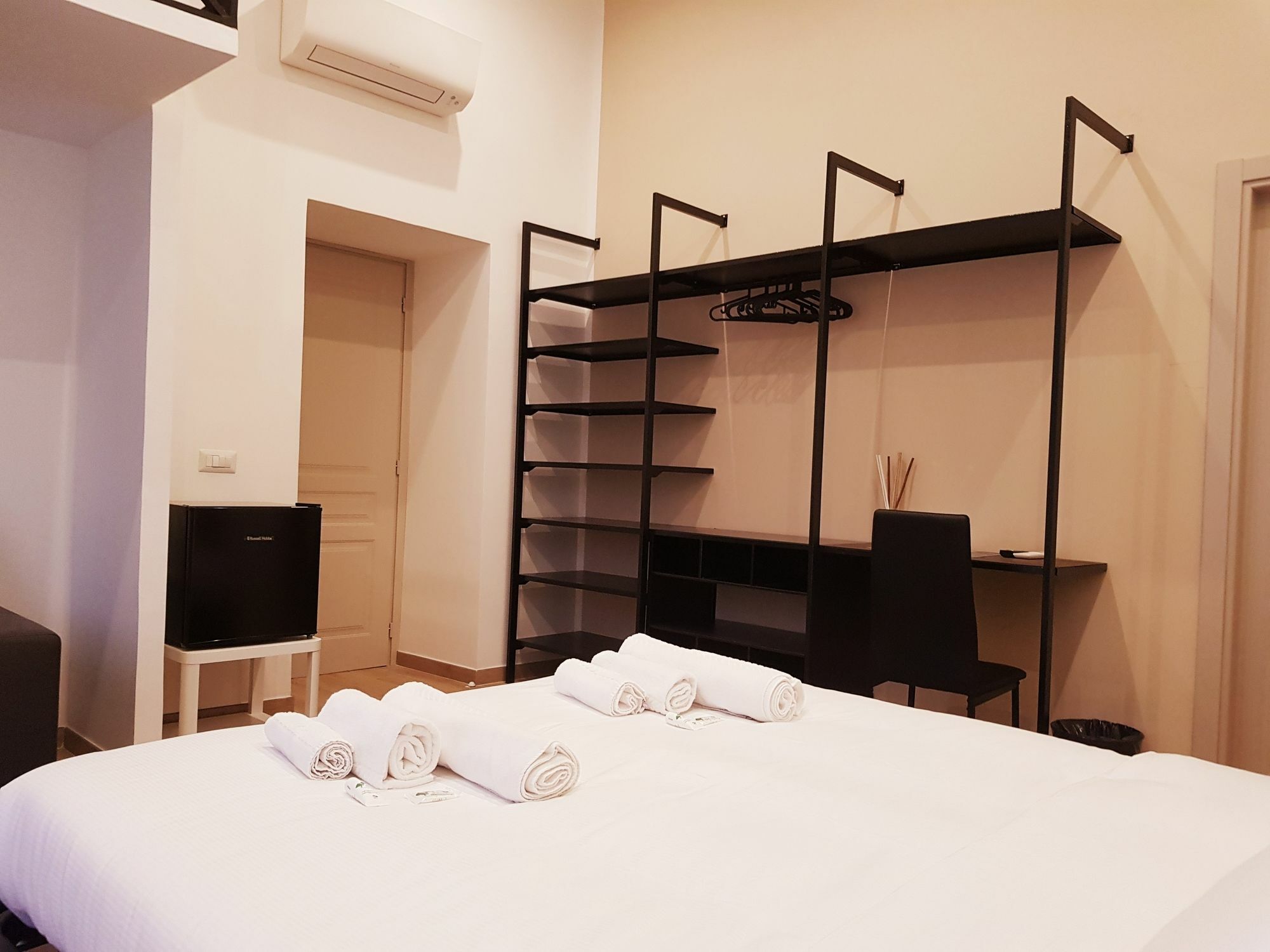 Cairoli Rooms Rom Exterior foto
